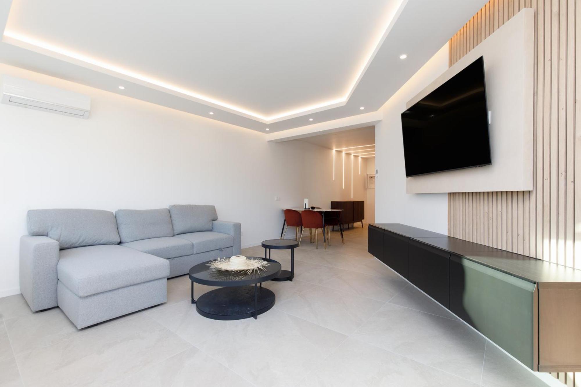 Maubourg Tower - - Clim - Wifi - Festivals * Cannes
